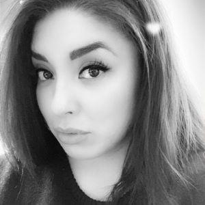 Meet your Posher, Mayra